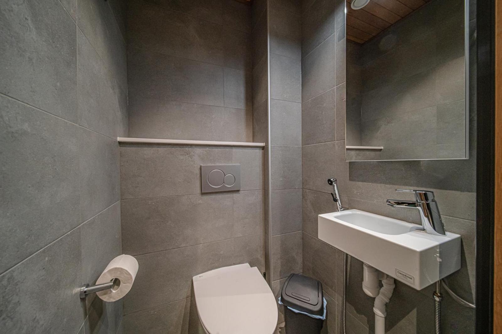 Levillas Cranberry C14 Bagian luar foto